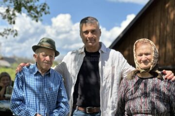Fostul ambasador al Israelului în România, David Saranga, a revenit în Bucovina, printre oameni dragi, alături de care a petrecut sărbătorile de Paște