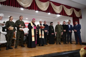 Împărțirea cu oul sfințit, o tradiție veche poloneză care și-a consumat un nou episod anul acesta