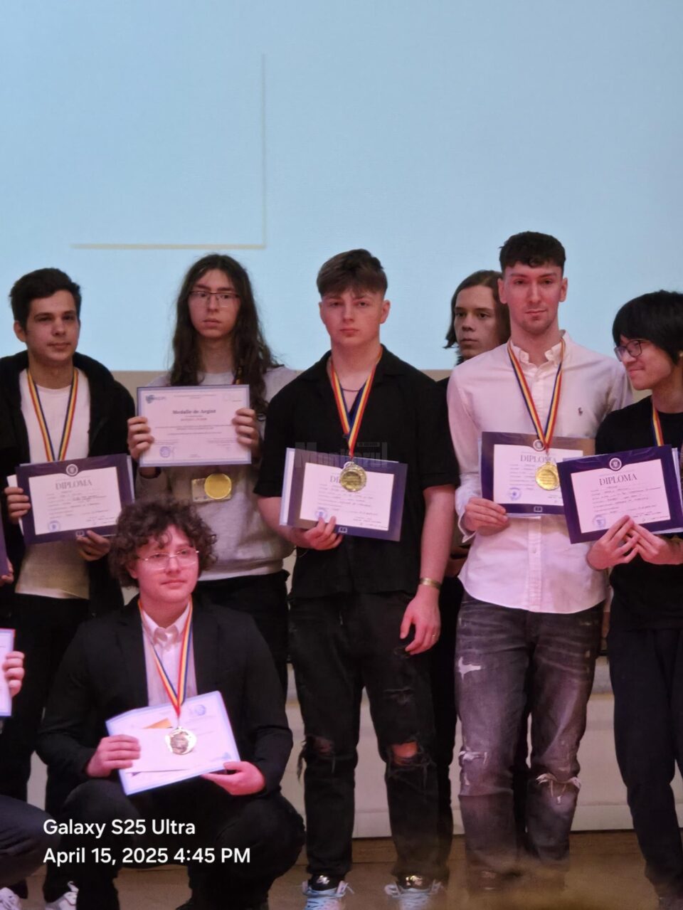 Elevi suceveni, la Naționala de Informatică