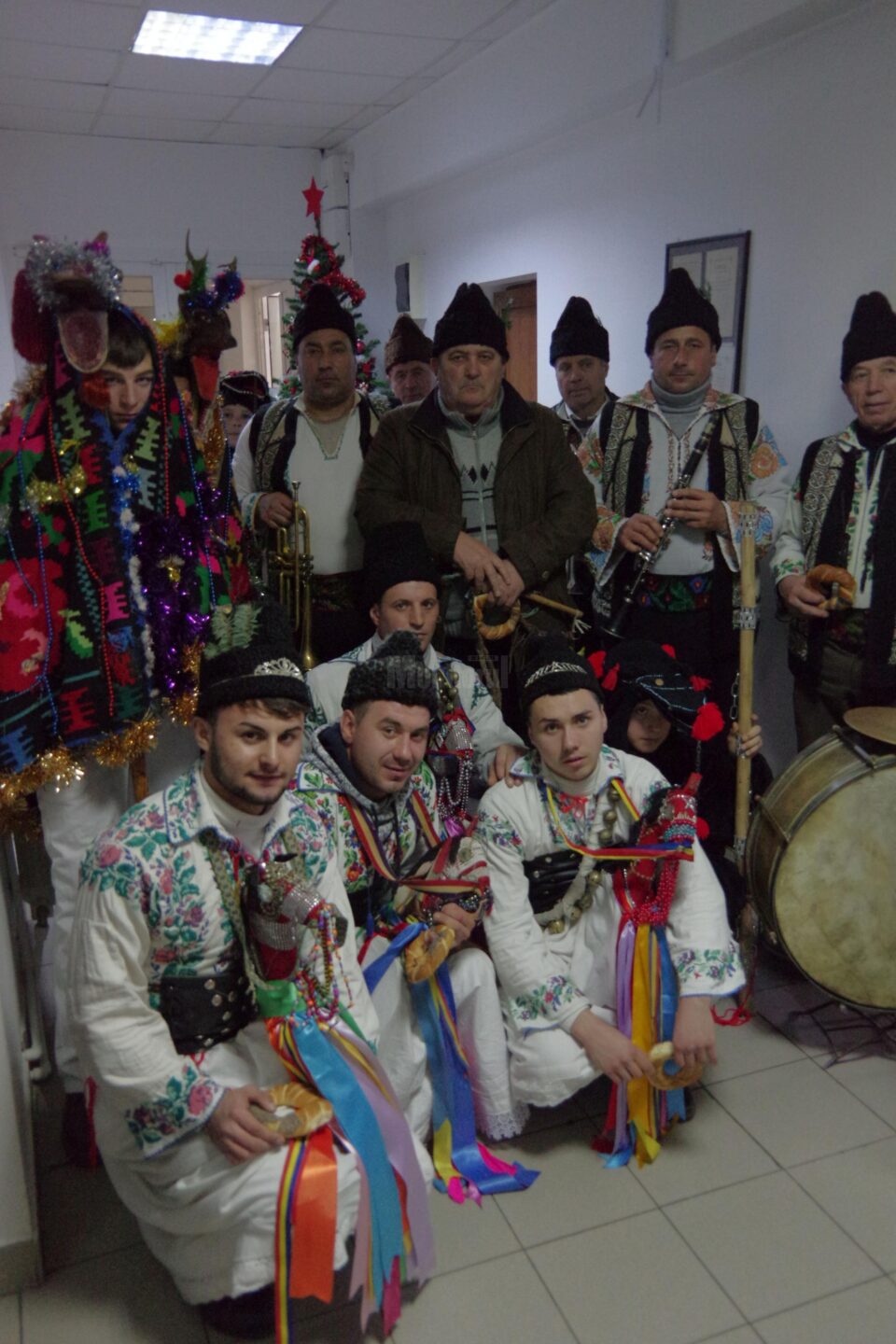 Grupul de colindători și urători din Fântânele