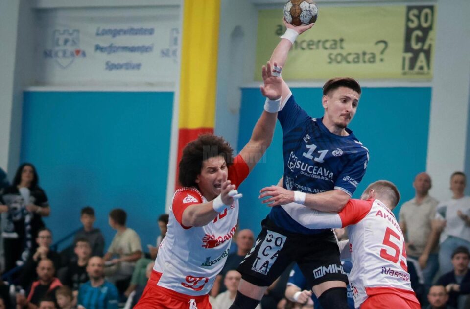 Tinerii Sucevei au jucat de la egal la egal cu vedetele lui Dinamo