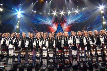„Stejăreii din Cajvana” au impresionat la ”Românii au talent”
