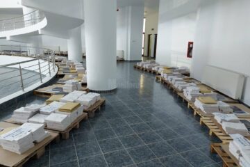 Buletinele de vot vor fi distribuite către primari în cursul zilei de sâmbătă