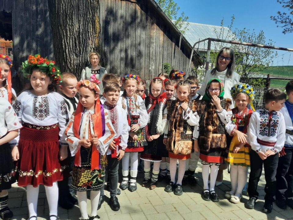Concursul de recitare a poeziei ucrainene, etapa județeană, și-a desemnat câștigătorii