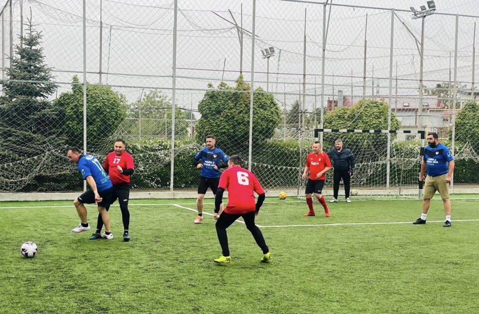 Favoritele s-au impus pe linie in campionatul de old-boys