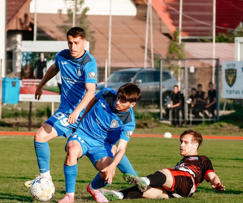Echipele sucevene joacă în deplasare în runda a VIII-a din play-out. Foto Cristian Plosceac (Bucovina Sport) Echipele sucevene joacă în deplasare în runda a VIII-a din play-out. Foto Cristian Plosceac (Bucovina Sport)