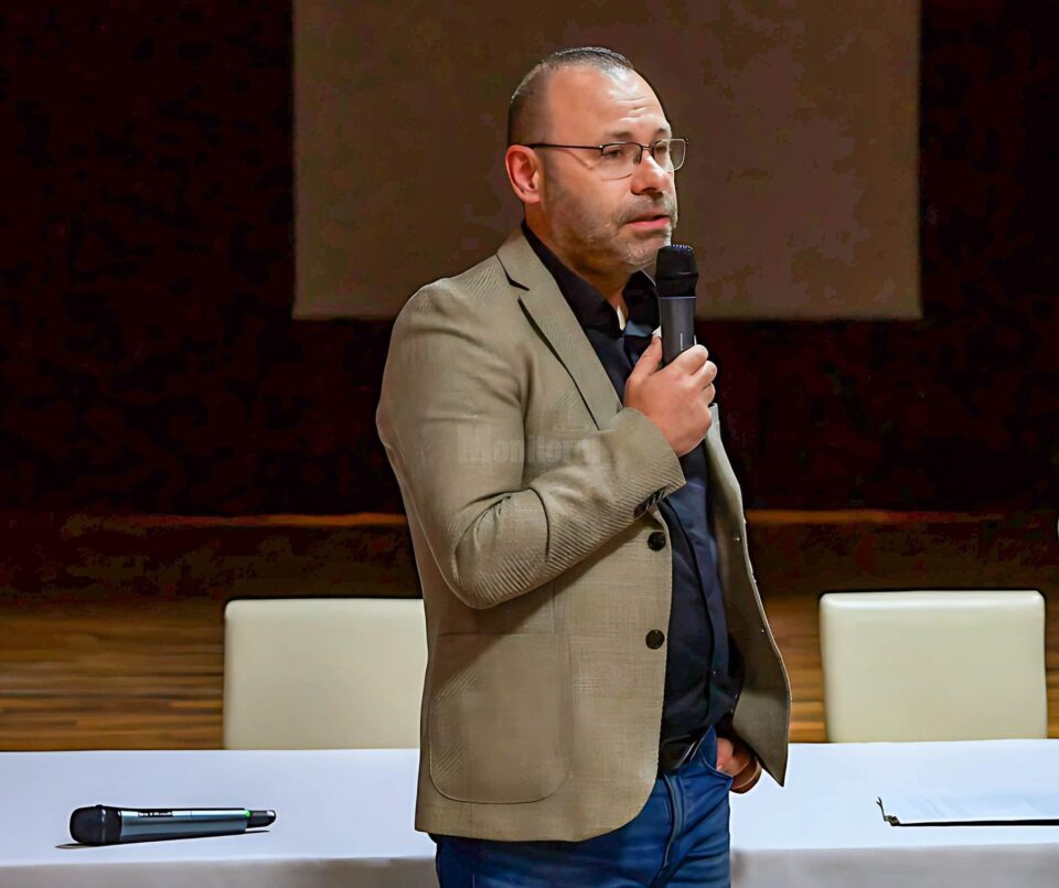 Concurs național pentru elevi cu deficiențe de auz
