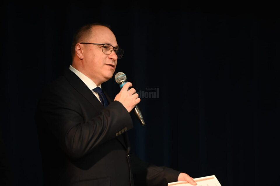 Rectorul USV, Mihai Dimian