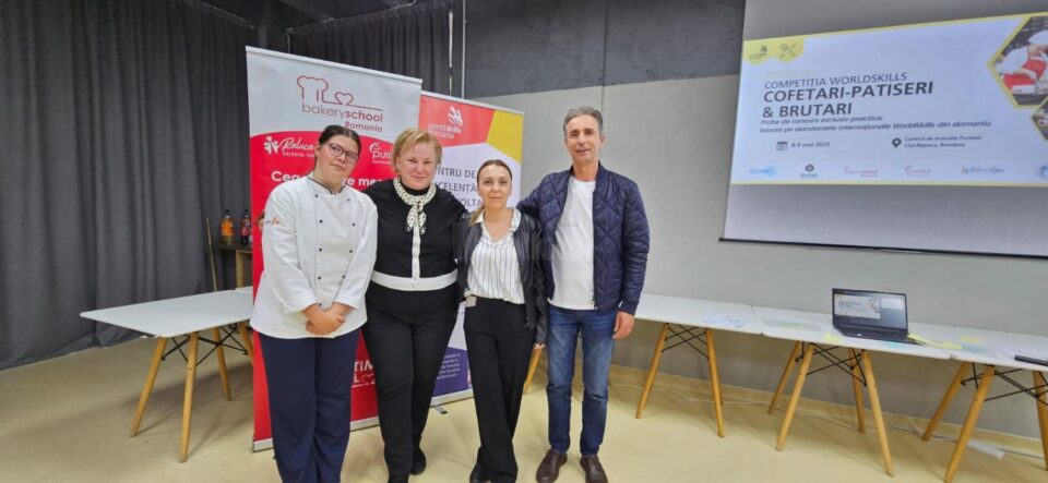 Elevele și profesorii