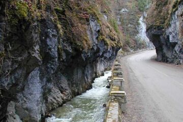 „Împrejurări admirabile pentru ascensiuni și turism”