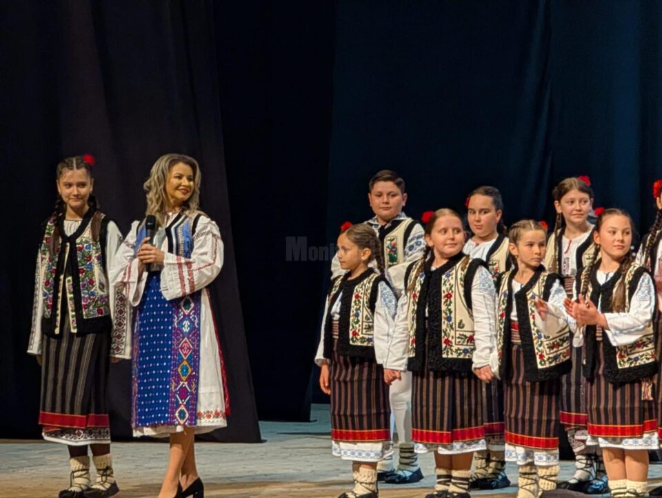 Cinci spectacole, cu artiști îndrăgiți, în Suceava, Broșteni, Ciocănești, Ipotești și Gălănești, în cadrul proiectului „10 pentru folclor”
