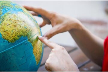 Trei elevi s-au calificat la Concursul Național de Comunicări Științifice la geografie, de la București