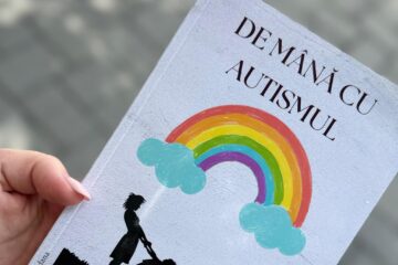 „De mână cu autismul”, o carte-document semnată de Amada Lupașcu va fi lansată la Cafeneaua Palo Santo