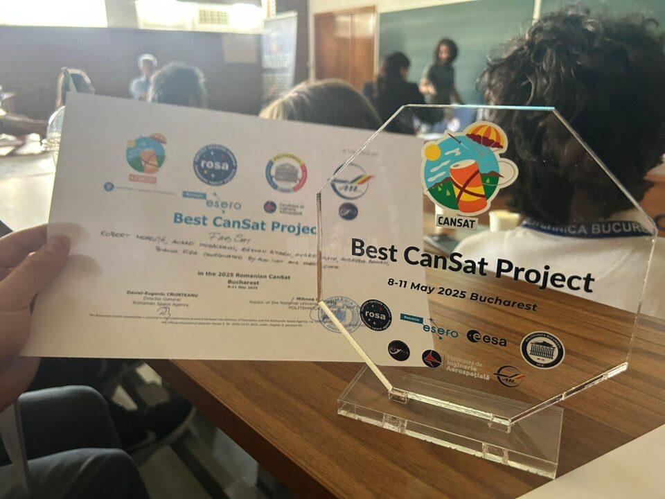 O elevă din Solca este în finala unui concurs de minisateliți, organizat de Agenția Spațială Europeană, în Olanda