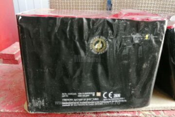 Baterii cu obiecte pirotehnice, descoperite într-o mașină care venea din Ucraina
