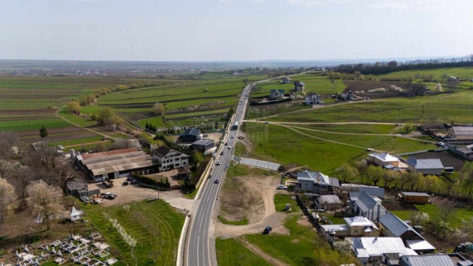 Drumul Suceava - Liteni - Dolhasca a fost modernizat cu fonduri europene și județene pe o lungime de 46,2 kilometri