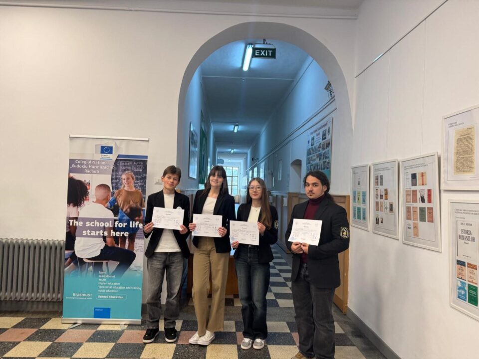 Concurs de chimie, la Colegiul Hurmuzachi Rădăuți