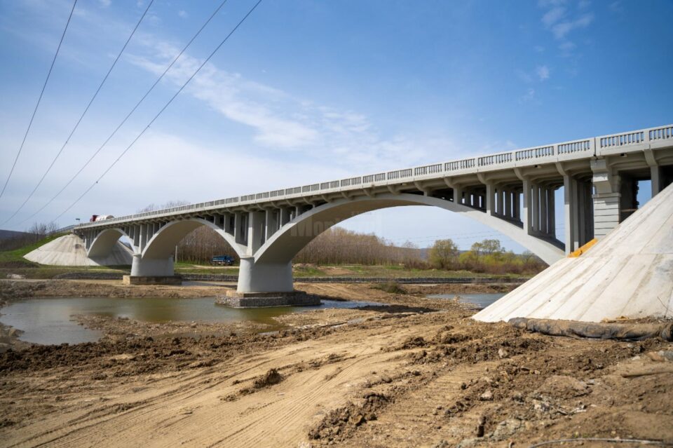 Drumul Suceava - Liteni - Dolhasca a fost modernizat cu fonduri europene și județene pe o lungime de 46,2 kilometri