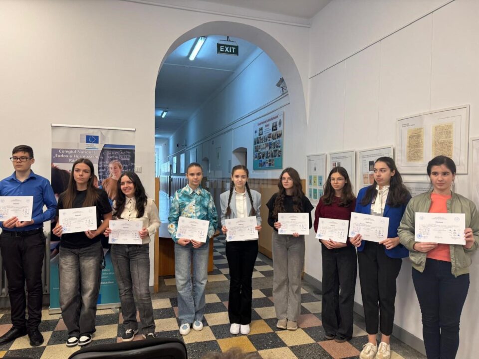 Concurs de chimie, la Colegiul Hurmuzachi Rădăuți
