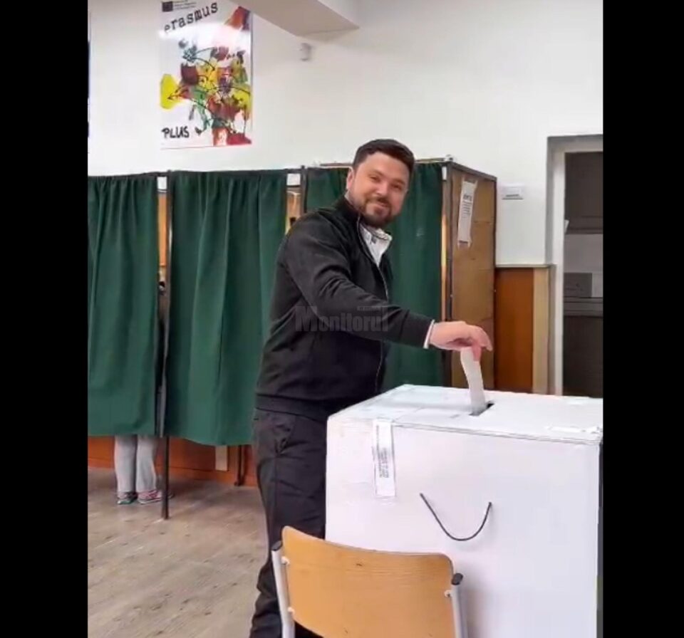 Primarul de Rădăuți, Bogdan Loghin, a votat