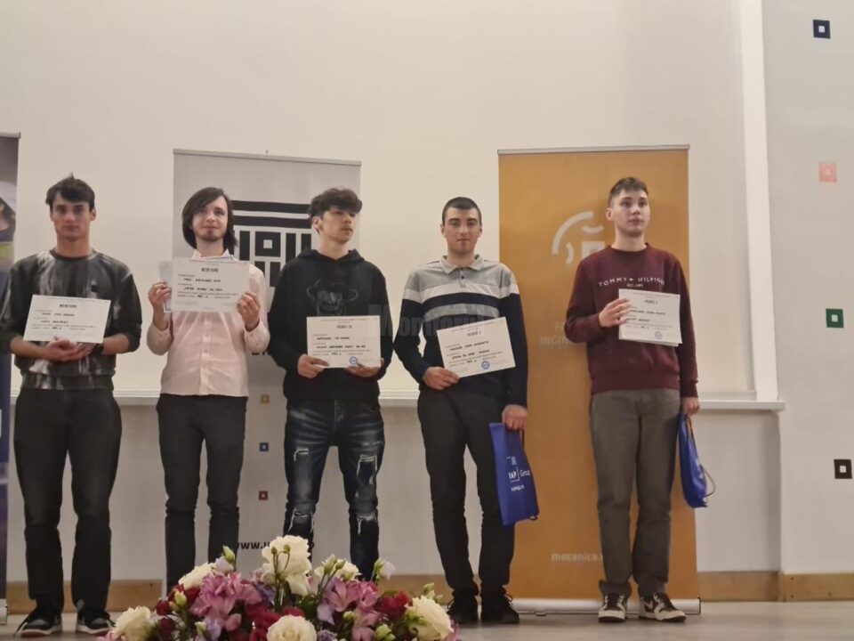 Studenți premiați la Concursul Național Studențesc de Mecanică „Andrei G. Ioachimescu” din Brașov Studenți premiați la Concursul Național Studențesc de Mecanică „Andrei G. Ioachimescu” din Brașov