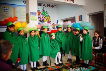 Festivalul de Arta Povestirii „O zi de poveste”, la școala din Verești