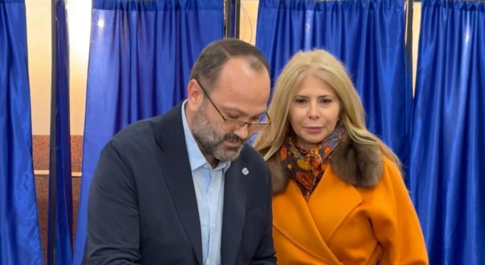 Președintele AUR Suceava, Cătălin Axinte: „Am votat cu gândul la țară, nu la stăpâni” Președintele AUR Suceava, Cătălin Axinte: „Am votat cu gândul la țară, nu la stăpâni”