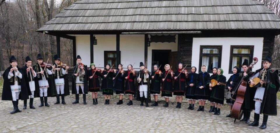 Grupul Tradițional Dor