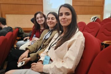 Studentele Facultății de Litere și Științe ale Comunicării premiate la colocviul de la Sibiu