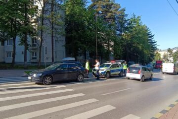 Elev accidentat pe trecerea de pietoni, în drum spre școală