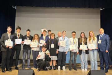 Proiecte de cercetare premiate cu patru premii și cinci medalii la Olimpiada de Creativitate Științifică