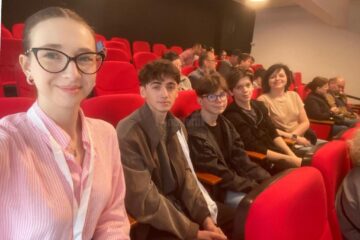 Elevi ai Liceului cu Program Sportiv și „Hurmuzachi” Rădăuți, premiați la Cluj, la un concurs de limba engleză