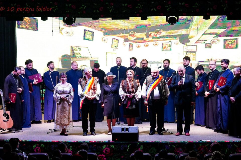 Centrul Cultural „Sofia Vicoveanca” a găzduit ultimul spectacol aniversar al Caravanei „10 pentru folclor”