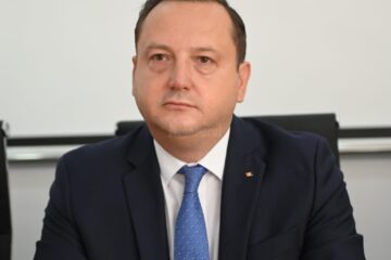 Fostul prefect Alexandru Moldovan, transferat la Primăria Suceava