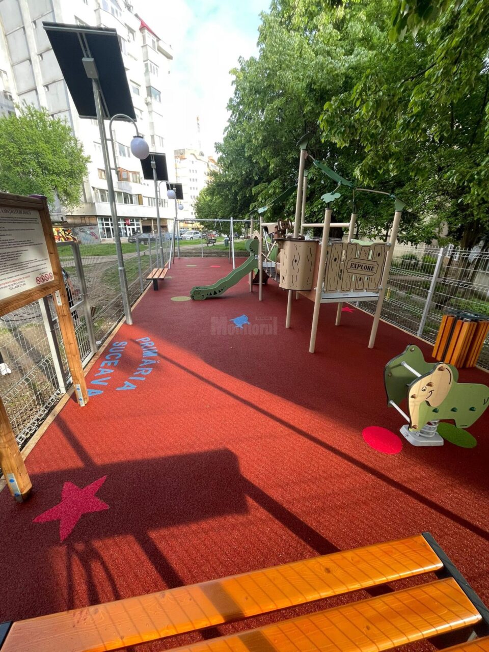 Două noi locuri de joacă puse la dispoziția copiilor în Zamca și Burdujeni