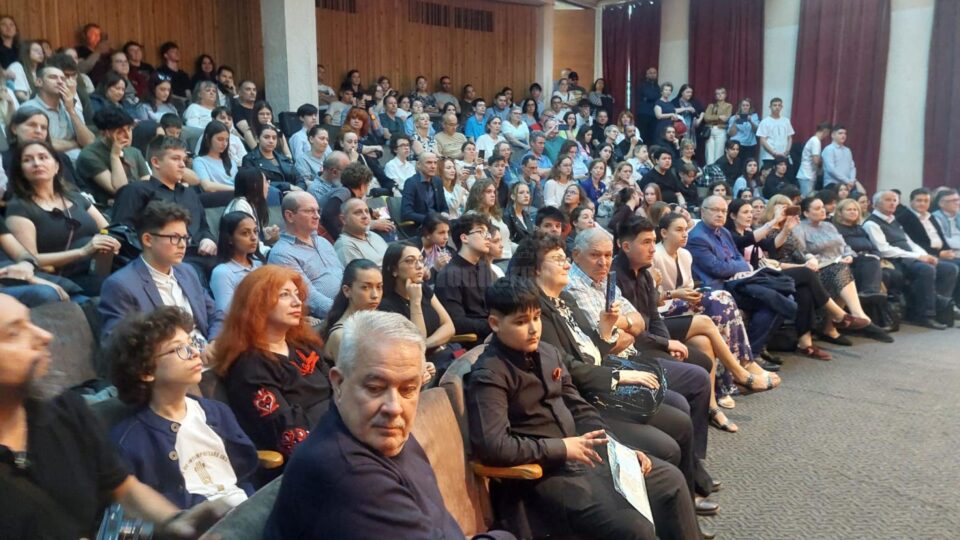 Concursul național pentru elevi "Lira de Aur", de la Suceava 2