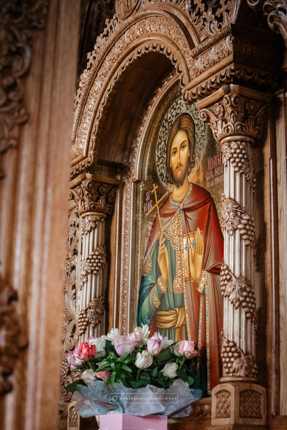 A început sărbătoarea închinată Marelui Mucenic Ioan cel Nou, neobositul veghetor spiritual al Bucovinei
