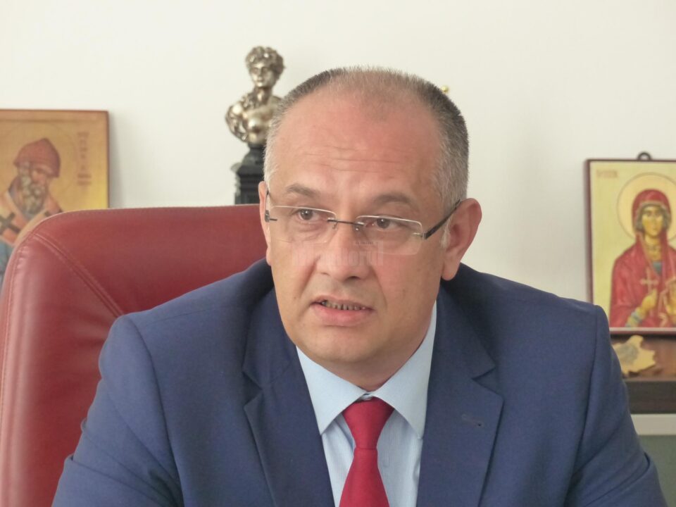 Deputatul de Suceava Alexandru Băișanu a anunțat, luni, că va activa în grupul PSD din Camera Deputaților Deputatul de Suceava Alexandru Băișanu a anunțat, luni, că va activa în grupul PSD din Camera Deputaților
