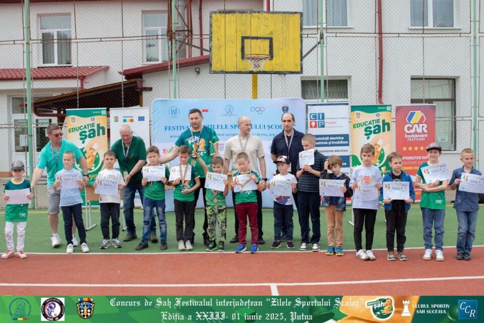 88 de tineri șahiști au participat la Festivalul interjudețean „Zilele sportului școlar”, desfășurat la Putna