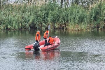 Salvatorii de la ISU avertizează asupra riscului de înot în locuri neamenajate