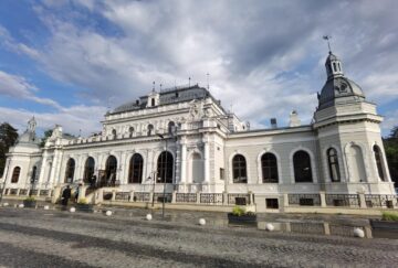 Palatul Dornelor găzduiește până la final de septembrie expoziția Mozaicul Catedralei Naționale