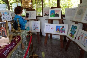 50 de lucrări, realizate de 35 de copii și tineri, cu vârste între 4 și 17 ani, au fost expuse la Centrul pentru Tineret „Ecclesia”
