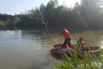 Salvatorii de la ISU avertizează asupra riscului de înot în locuri neamenajate