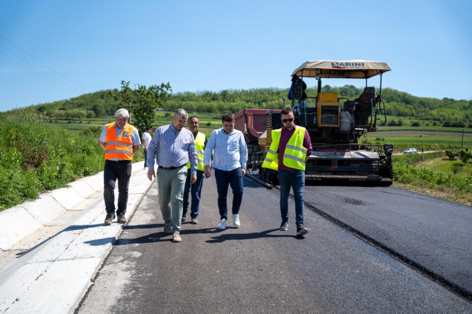 Gheorghe Șoldan în vizită de lucru pe șantierul de pe DJ 178 B