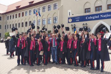 Festivitatea de absolvire Foto elev sergent Matei Trofin