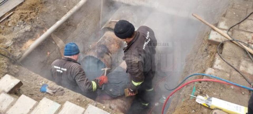 Avarie pe magistrala de termoficare, cu oprire a apei calde în zonele Centru, Areni și George Enescu Avarie pe magistrala de termoficare, cu oprire a apei calde în zonele Centru, Areni și George Enescu