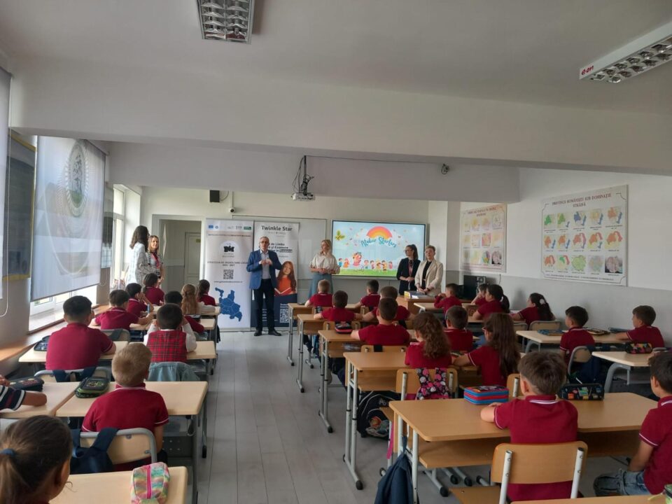 Competiție educațională de limbă engleză pentru copiii de clasa I la LTSM Cajvana. Învățarea prin joacă