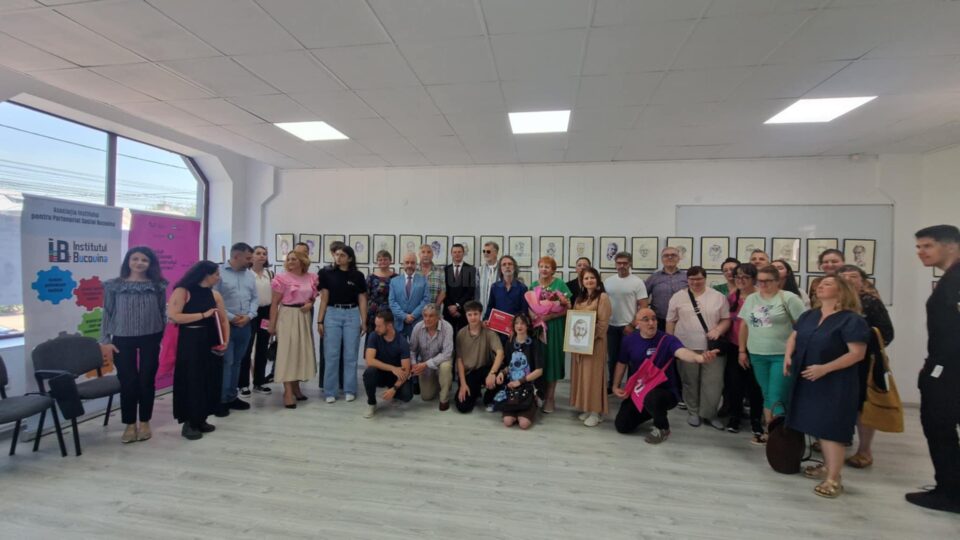 Emoția și personalitatea artistică a 100 de actori se regăsesc în portretele realizate de caricaturistul Ovidiu Stanciu, expuse la Galeria Zamca
