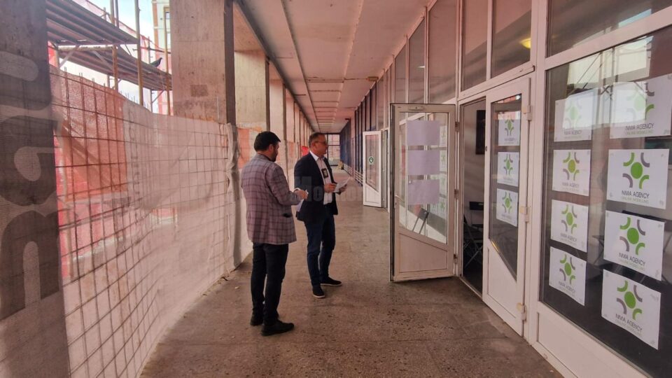 Protecția Consumatorilor a pus lacăt pe agenția de modelling din centrul Sucevei