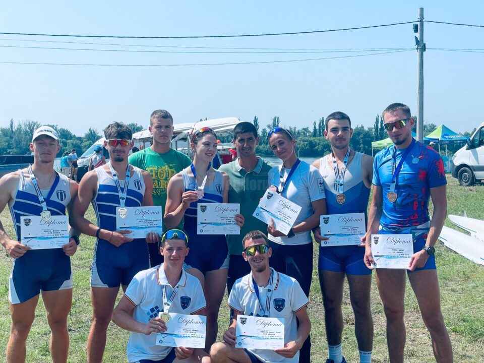 Canotorii de la CSM Suvceava au cucerit 6 medalii la Nationale